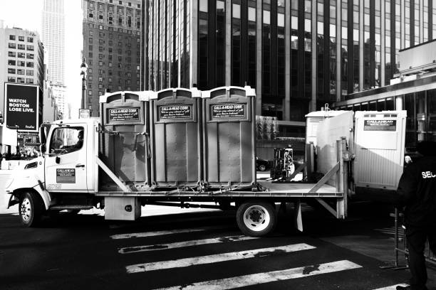 Best Construction site porta potty rental  in North Terre Haute, IN